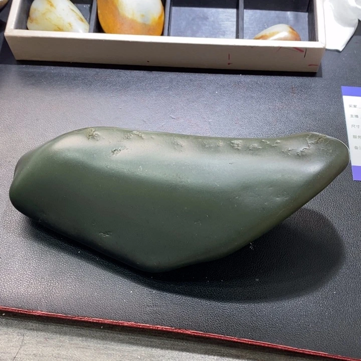 和田玉（糖玉）未镶嵌颈饰窝*公
