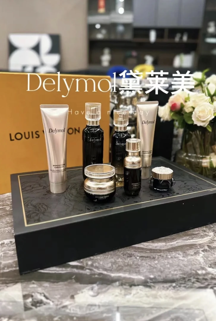 黛莱美多因千肽紧致抗皱轻龄套盒时光小黑盒护肤品套盒七件套