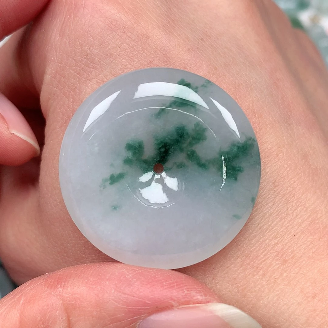 翡翠颈饰未镶嵌平安扣吊坠