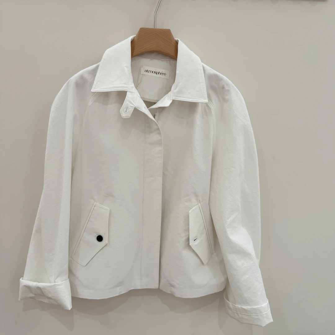 【婷婷家】不退换-东大门AT白色黑扣短外套休闲百搭宽松