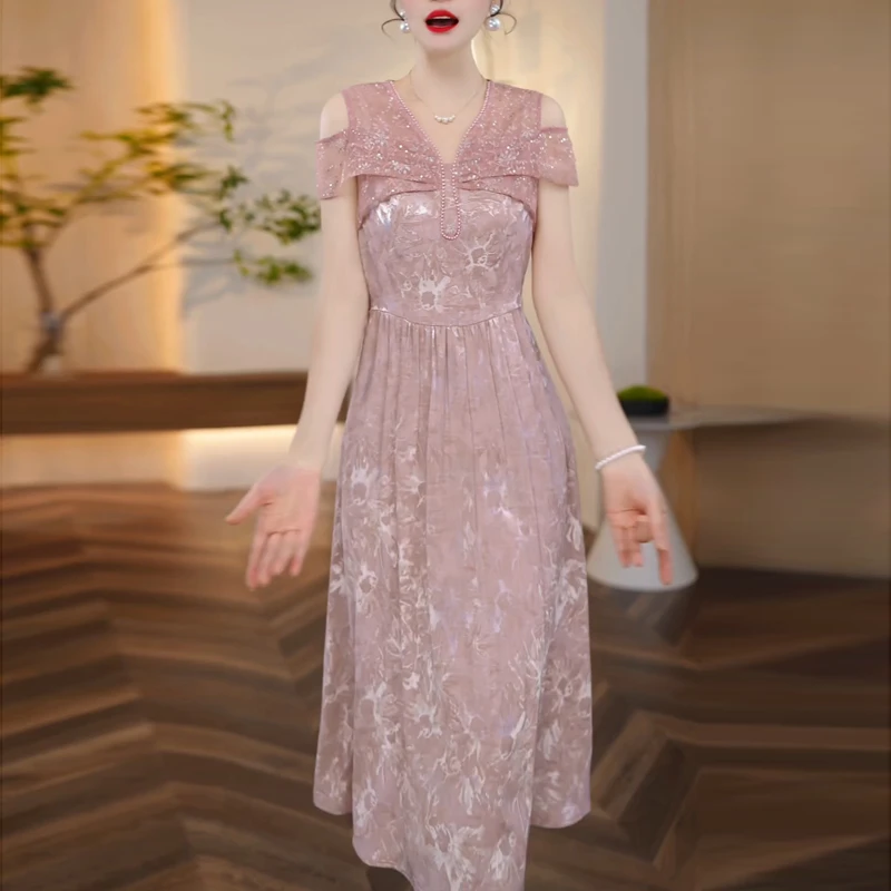 高级感露肩连衣裙女2025夏季新款女士优雅洋气减龄收腰显瘦中长裙