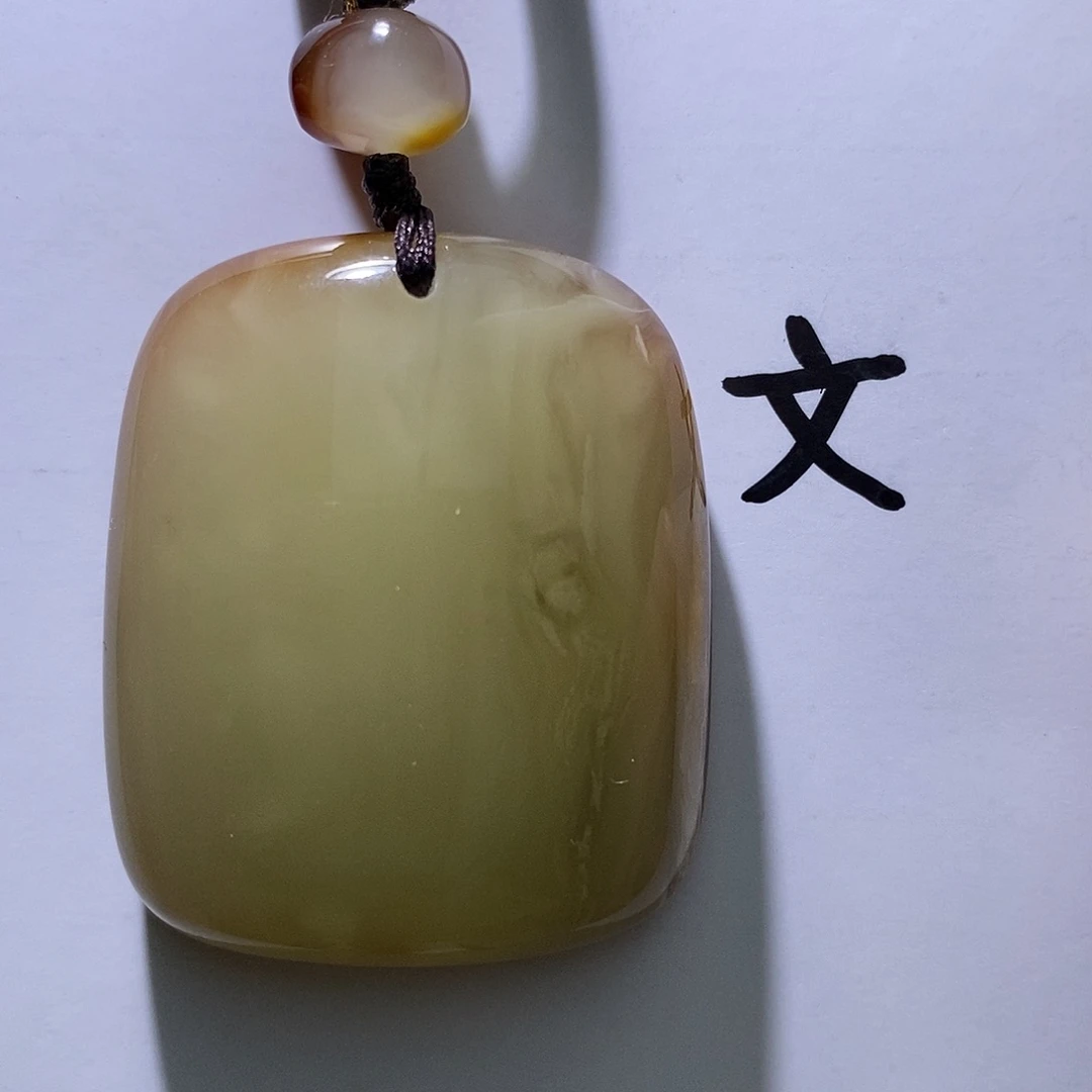 琥珀未镶嵌珠宝奇石26