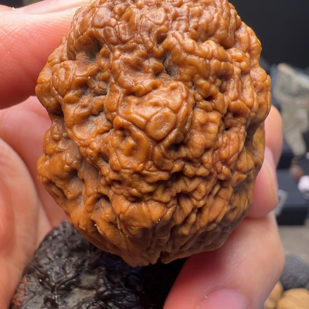 文玩核桃吊坠金刚佛手42mm