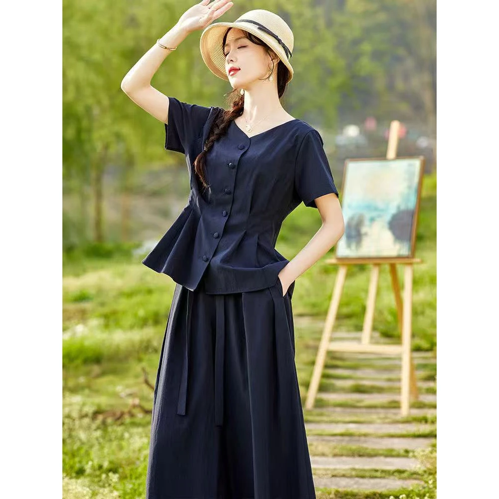 上衣休闲棉麻套装女夏季2025新款高端气质洋气阔腿裙裤亚麻两件套