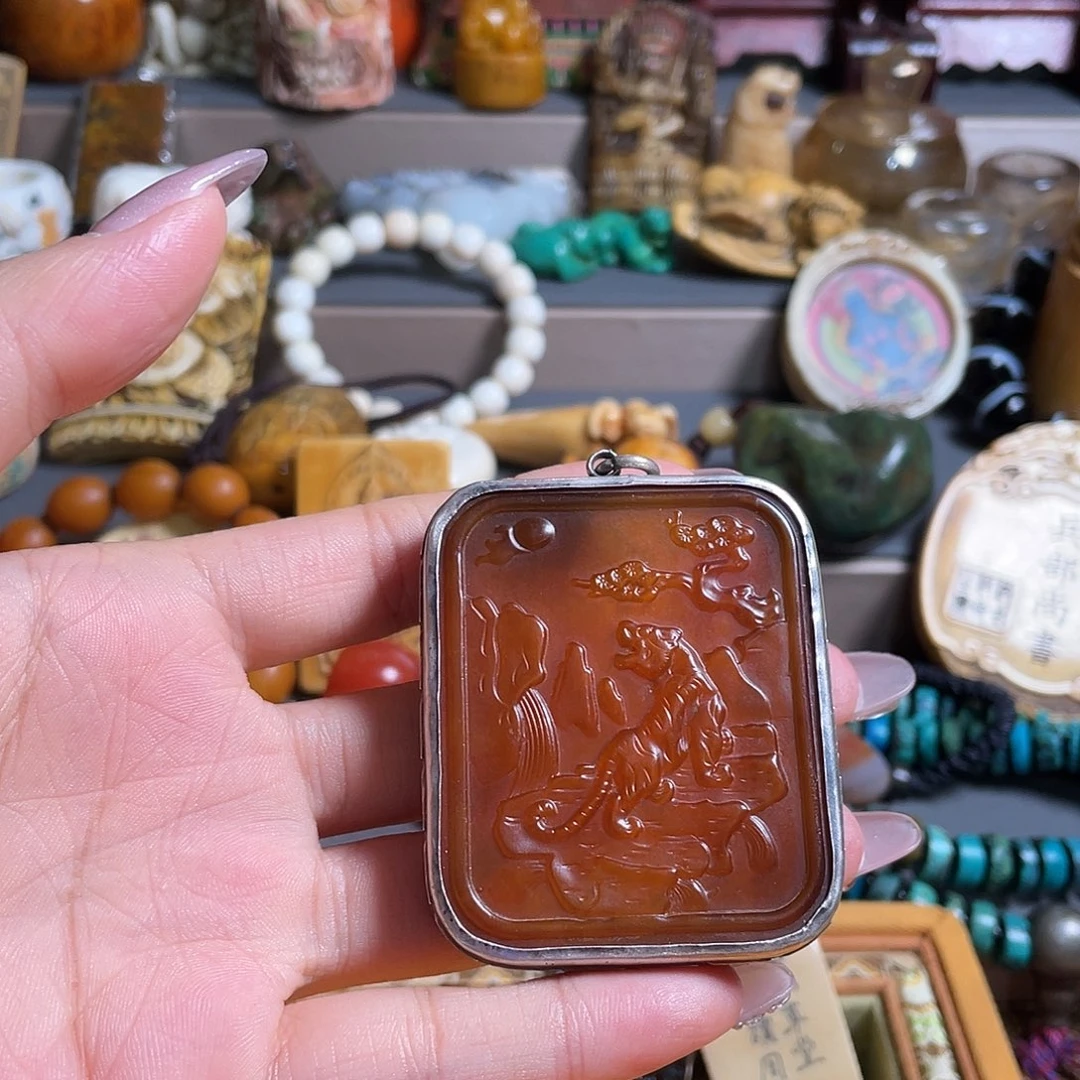 雨***﹏玻璃颈饰1111111111111111111