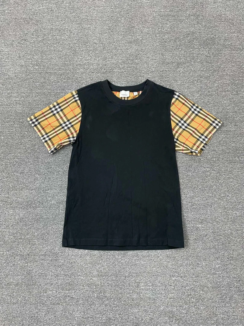 99新 BURBERRY/博柏利 经典格纹袖子短袖T恤/卡其色/XS码