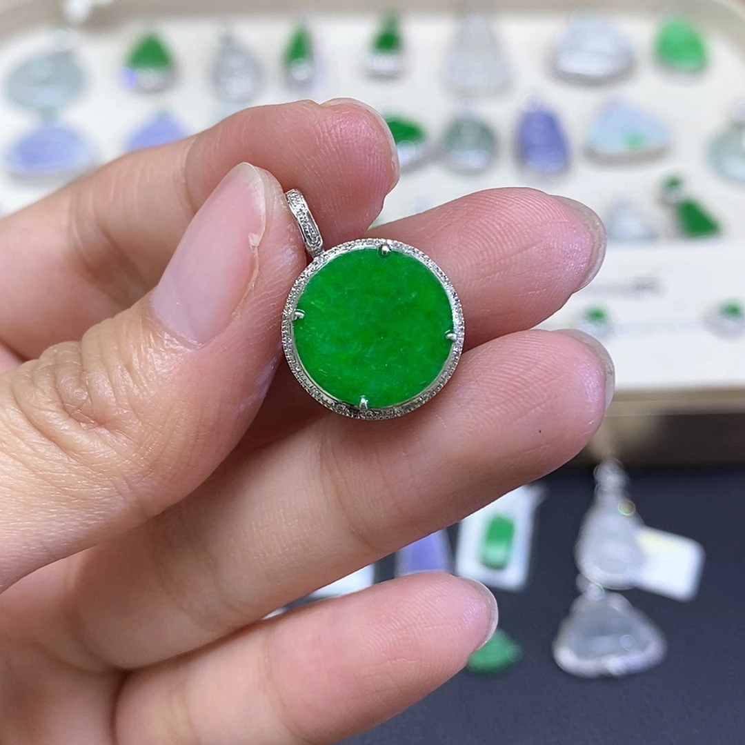 翡翠18K金镶嵌吊坠(不含链)