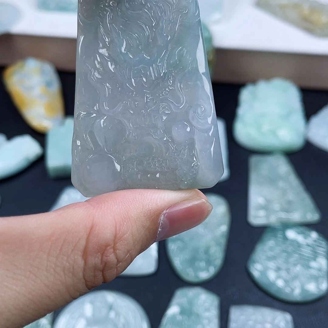 翡翠未镶嵌吊坠(不含链)龙牌特种兵