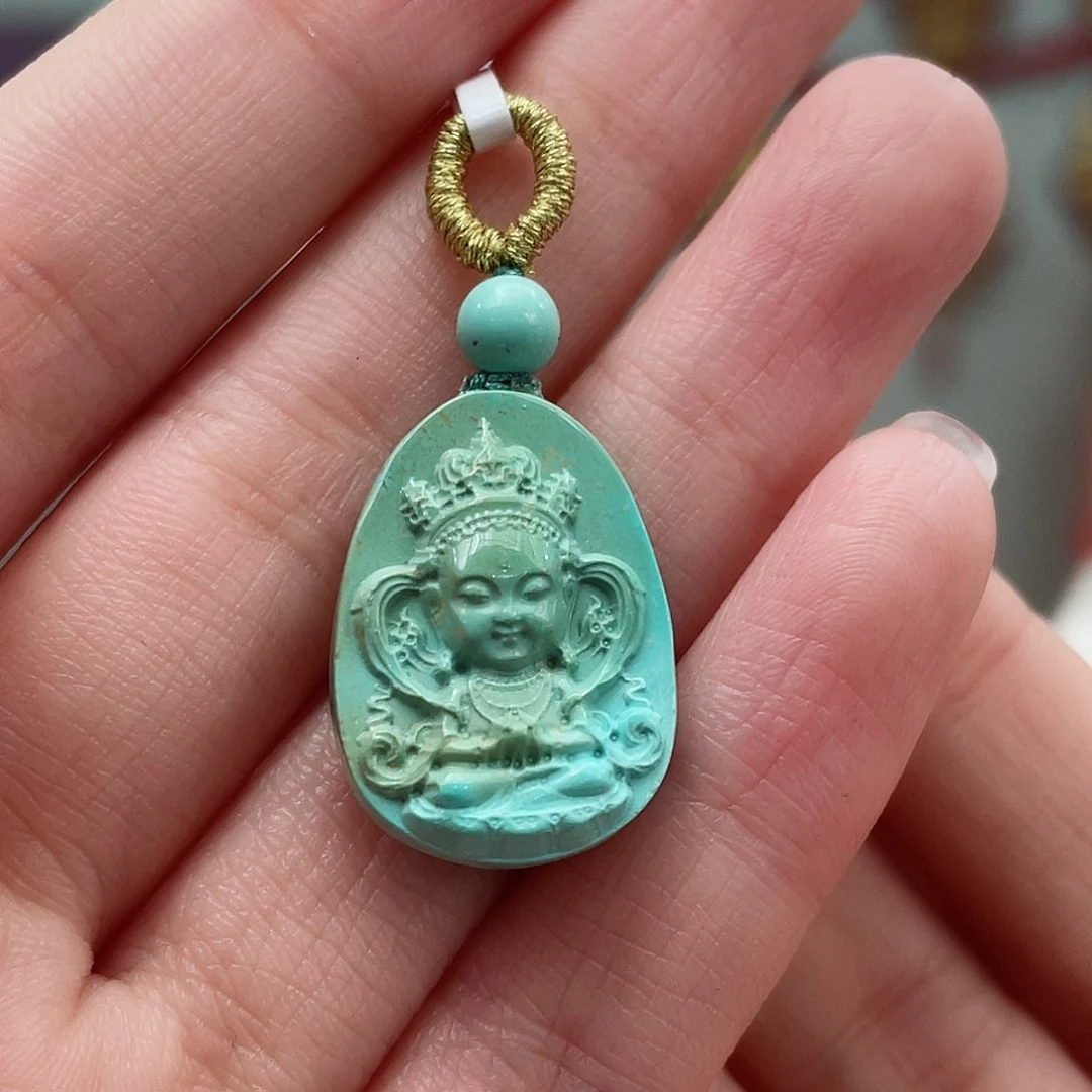 绿松石颈饰未镶嵌