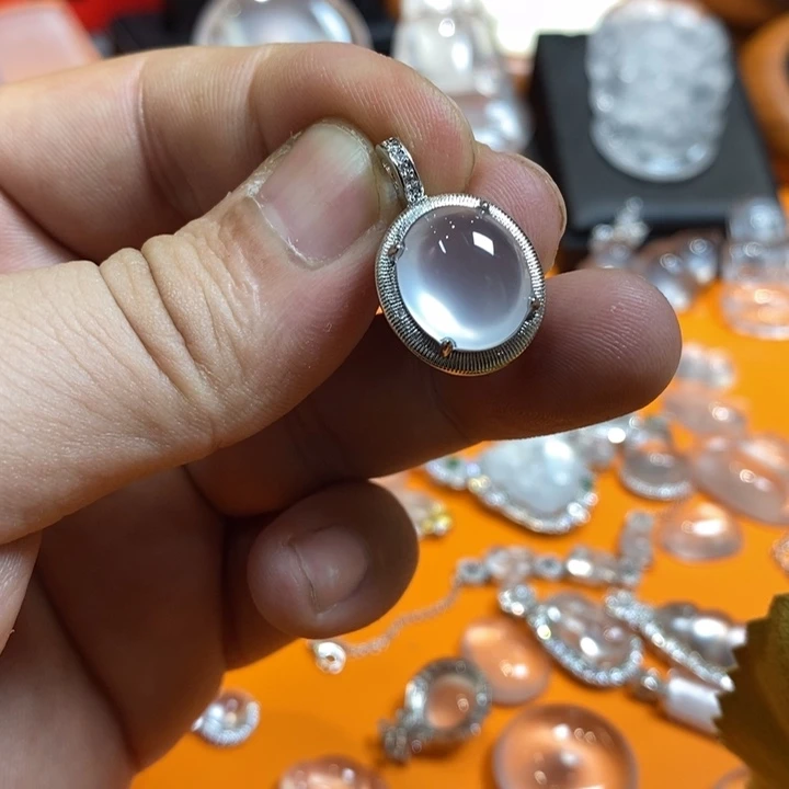 石英质玉未镶嵌戒指