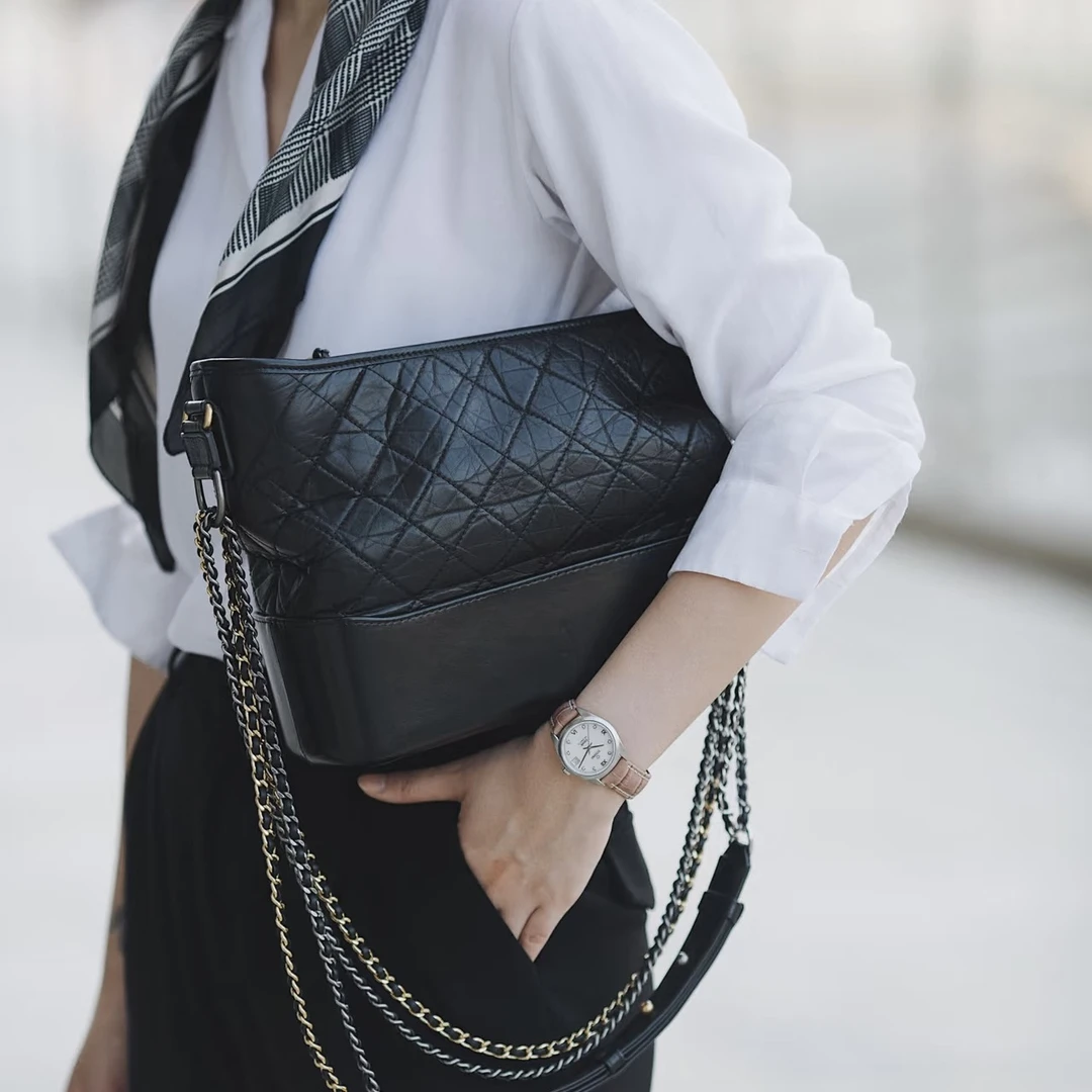 95新 Chanel/香奈儿 Chanel 香奈儿黑色中号流浪包973076