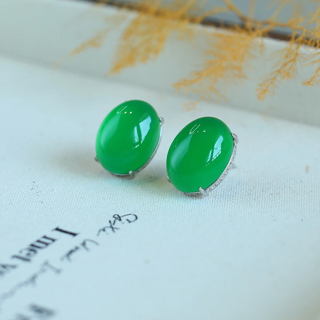 【巧儿专属】绿玉髓鸽子蛋耳环（多样性发其一）