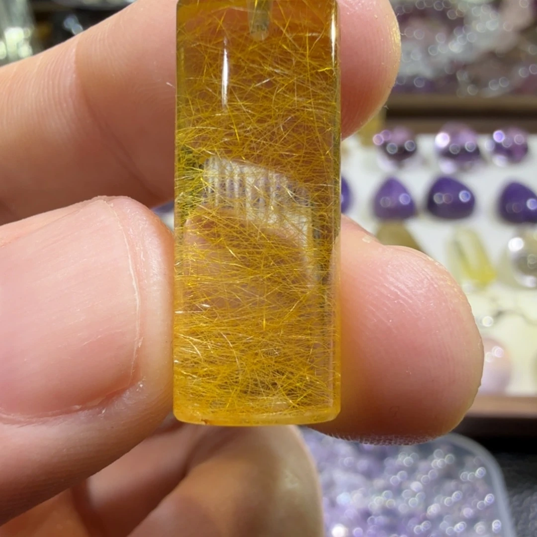 大***1水晶吊坠(不含链)未镶嵌