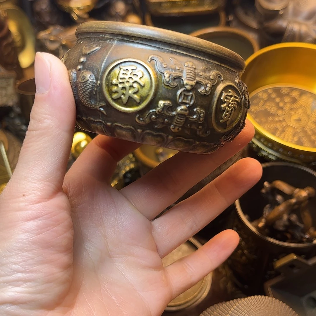 精美铜器工艺品等