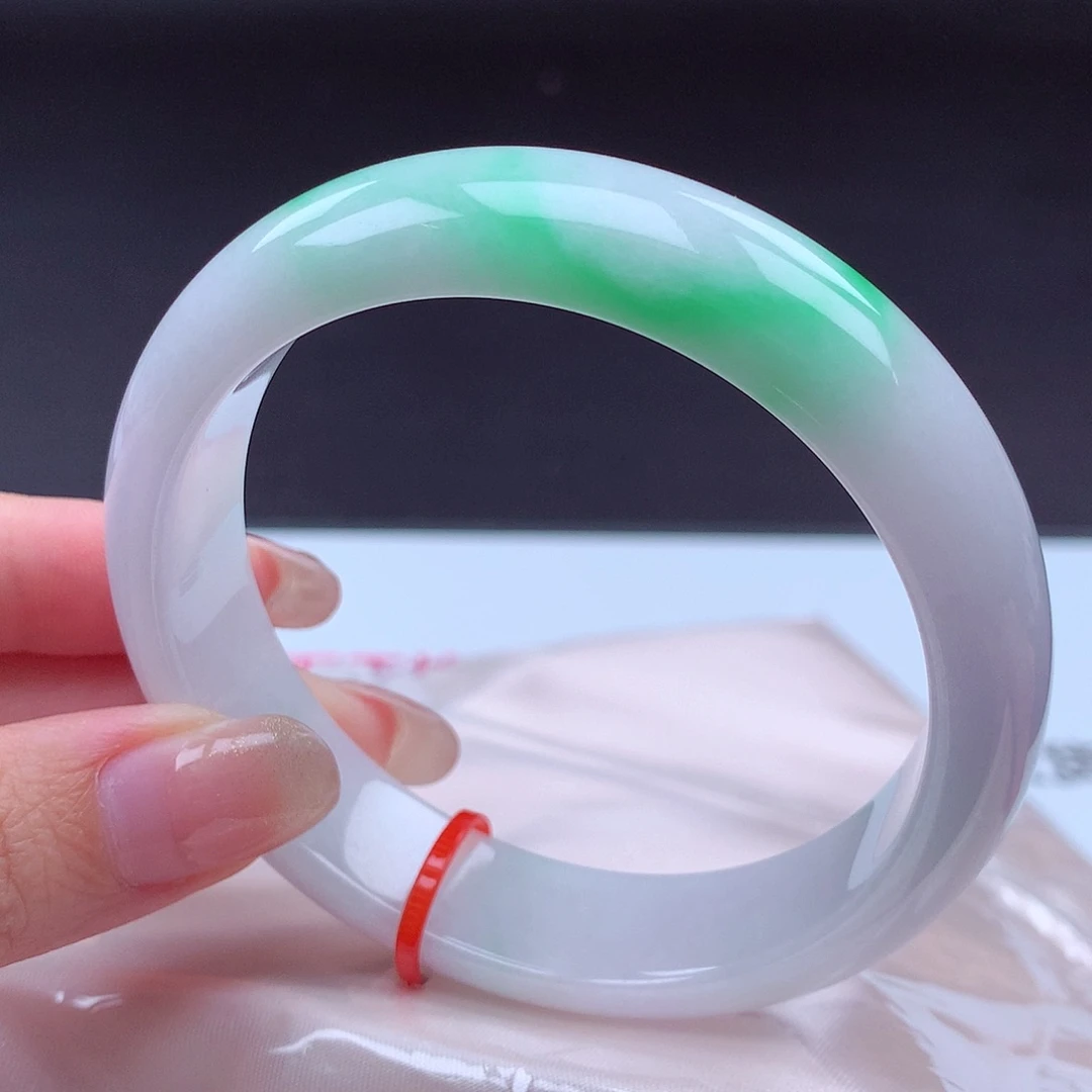 翡翠未镶嵌手镯001684 手镯