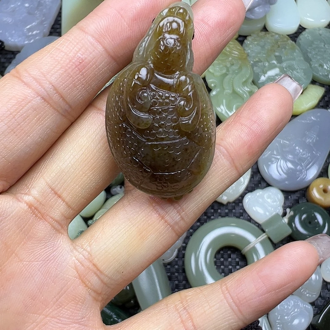 和田玉未镶嵌颈饰卡42