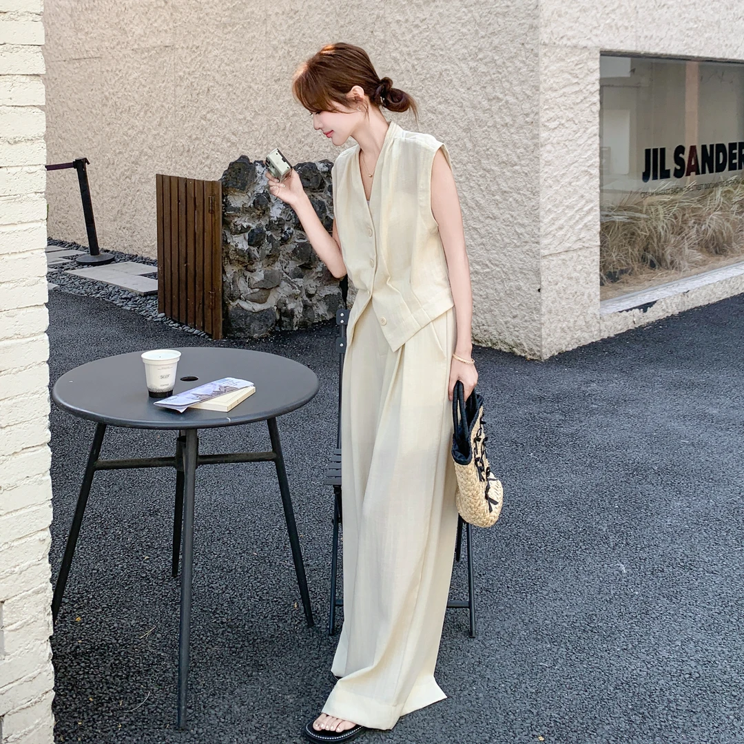 高级感老钱风一整套穿搭马甲套装女夏季2025新款时尚阔腿裤两件套