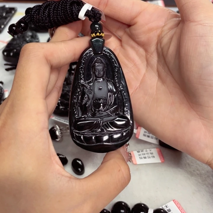 颈饰未镶嵌翡翠春**里