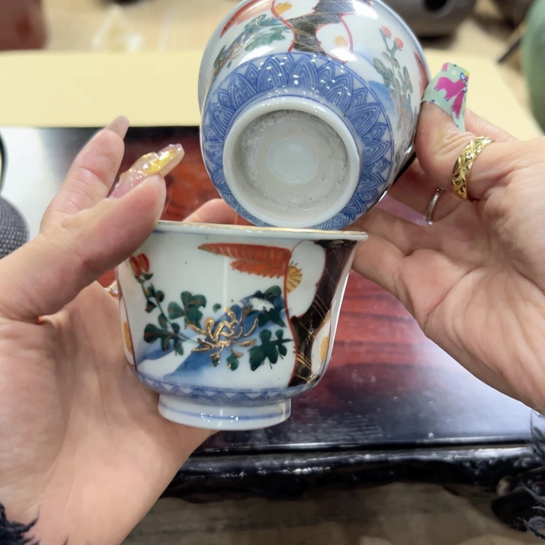 瓷片阿*陶瓷和金属表面上产生