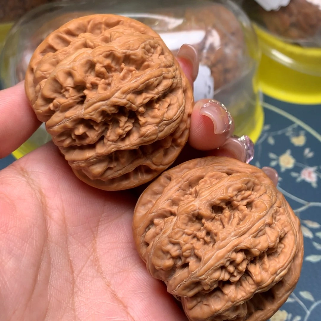 桃核把件48-163-08