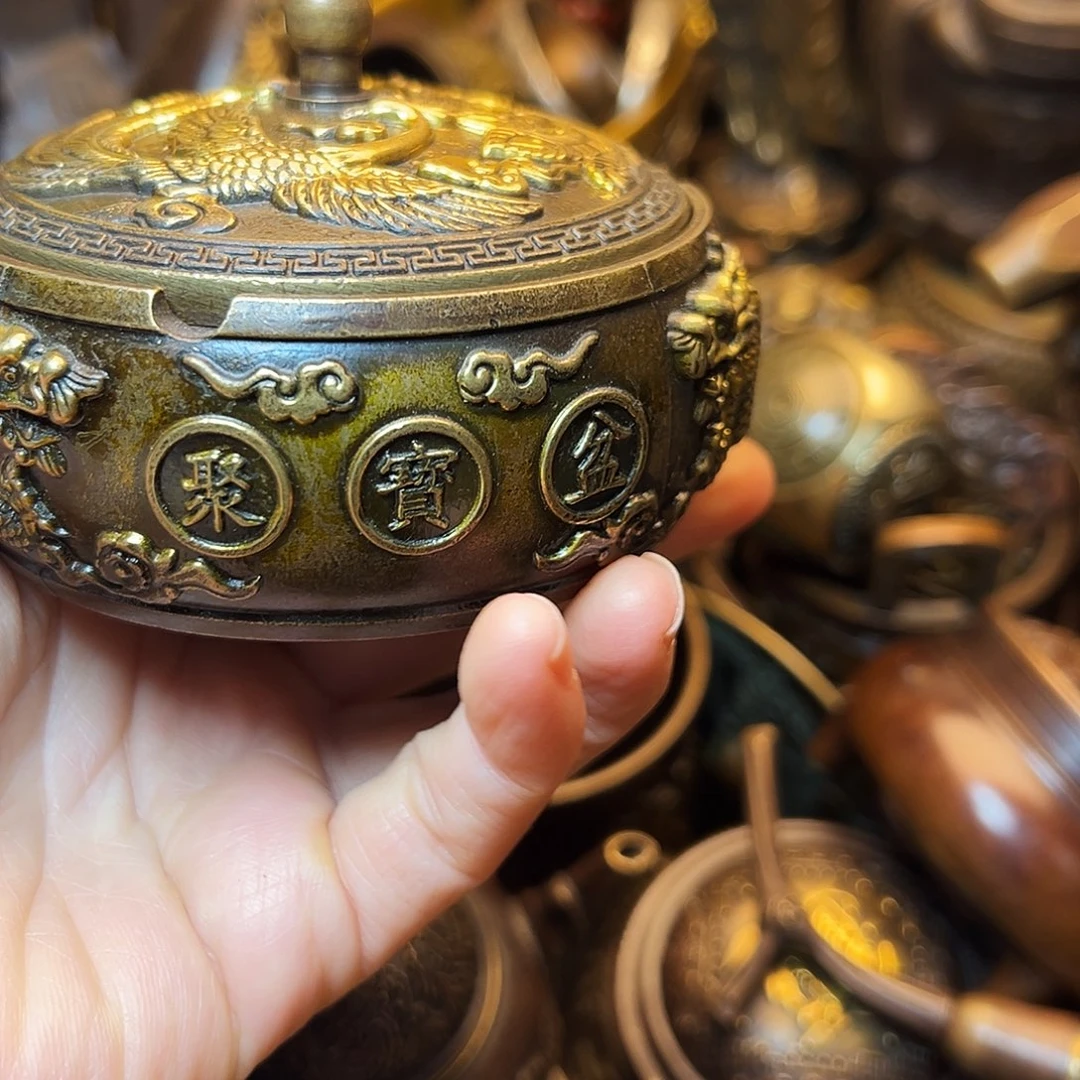 精美铜器工艺品等