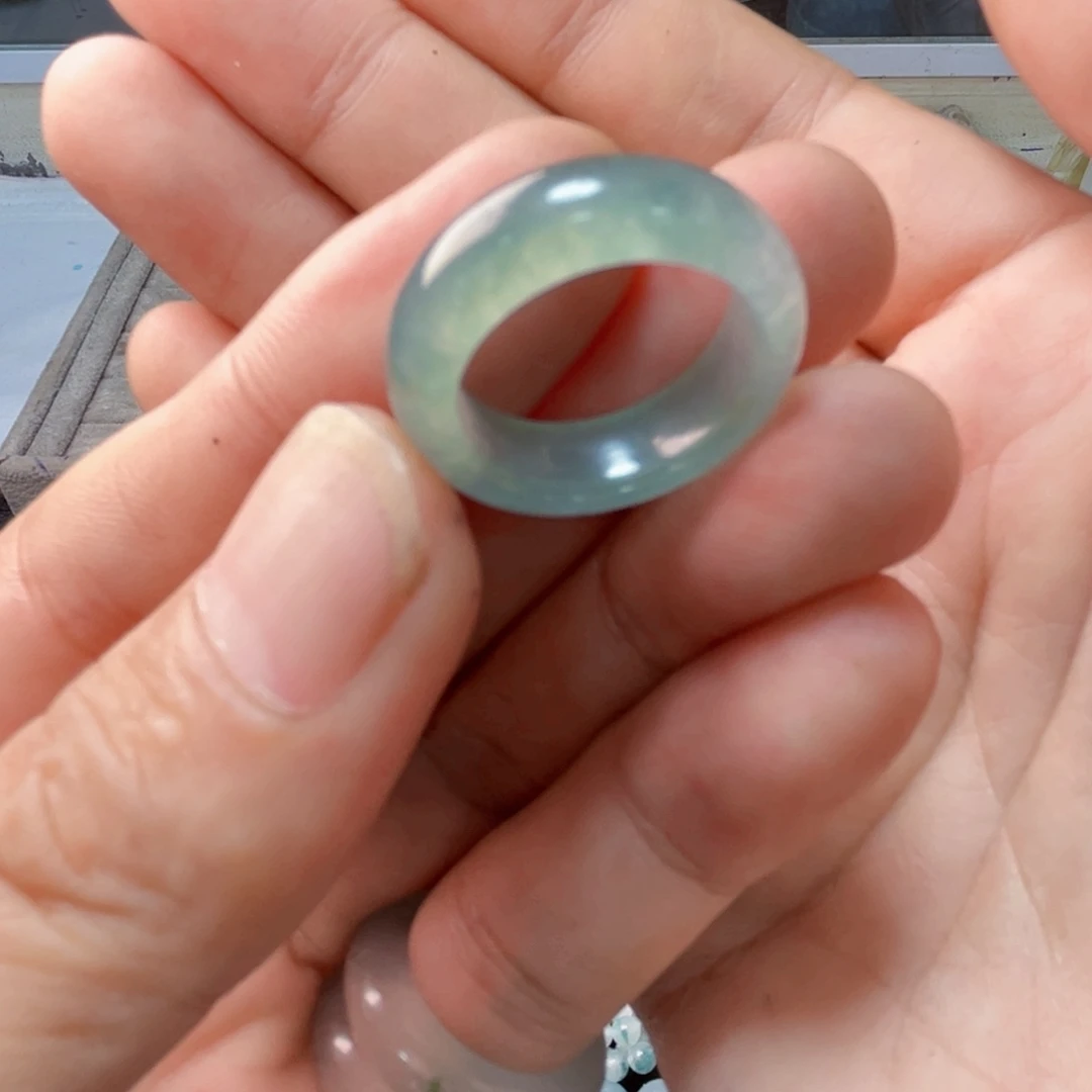 定制翡翠未镶嵌圈口16号