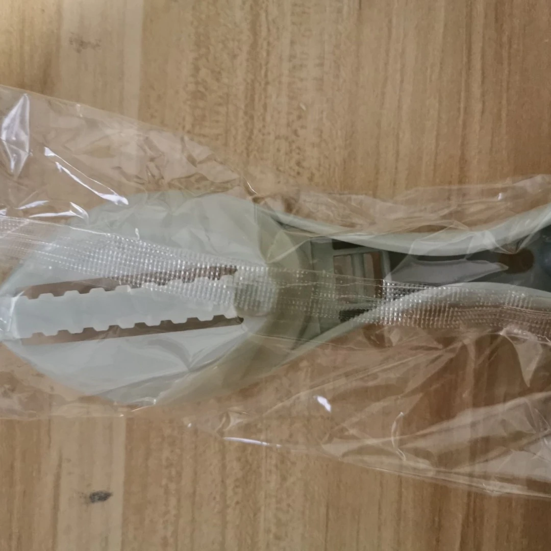 厨房小工具带盖鱼鳞器鱼鳞刨刮鱼鳞器杀鱼手动去鱼鳞工具刮鳞器
