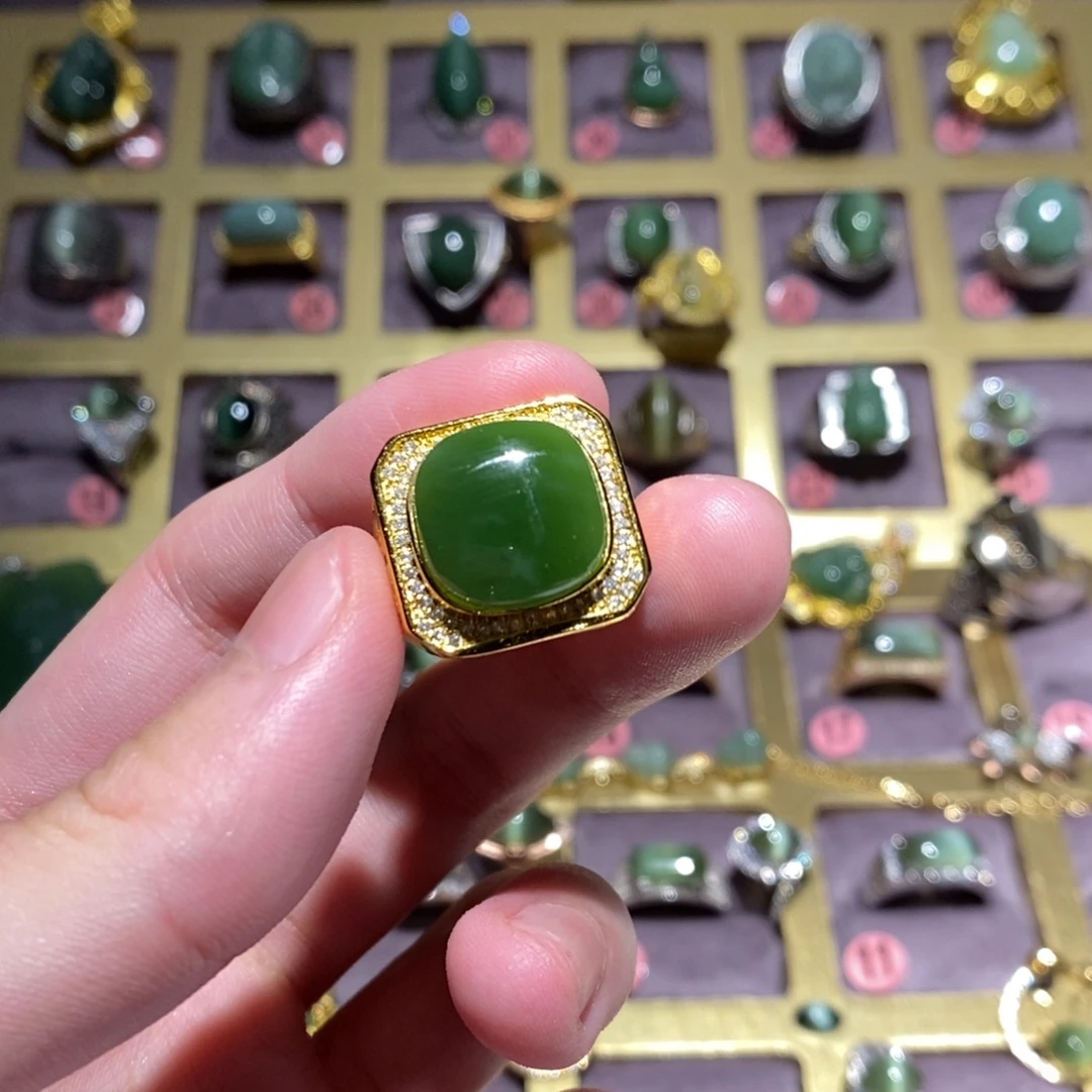 和田玉未镶嵌戒指