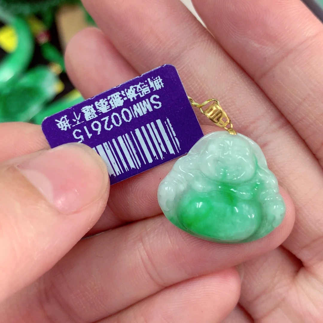 颈饰18K金镶嵌翡翠
