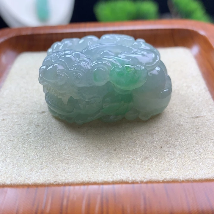 翡翠未镶嵌颈饰貔貅7