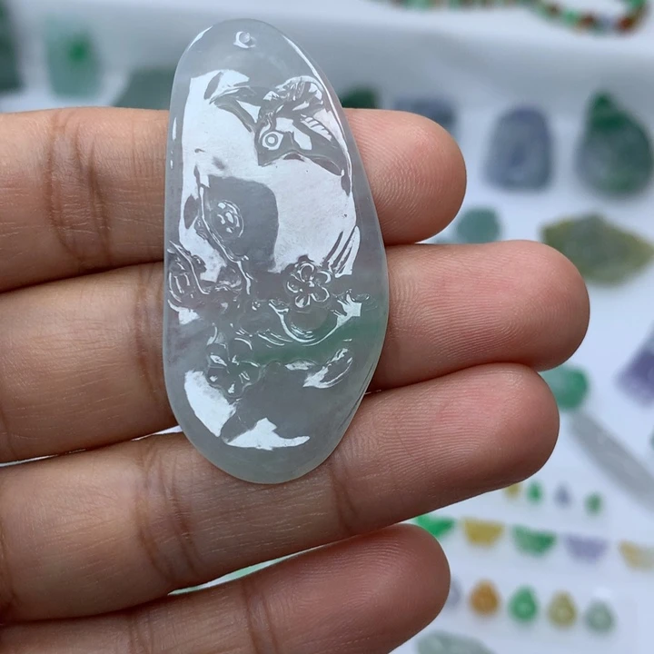 翡翠未镶嵌吊坠(不含链)