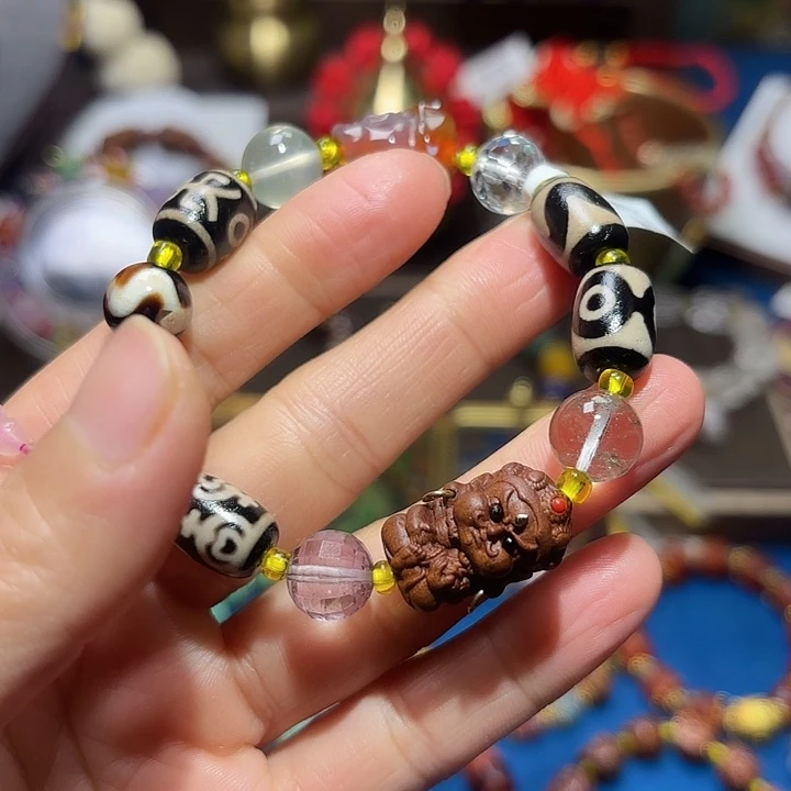 白玉菩提吊坠手串米米