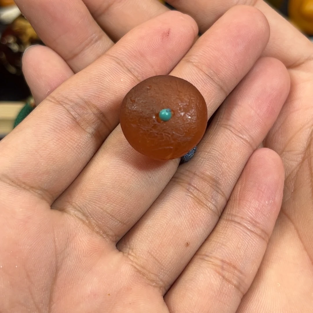 未镶嵌琥珀珠宝奇石