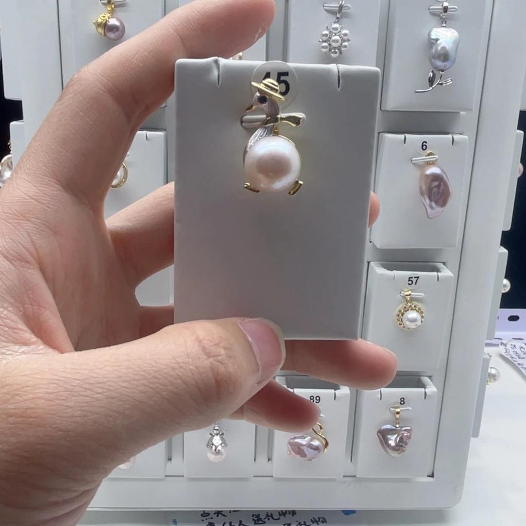 淡水珍珠颈饰合金