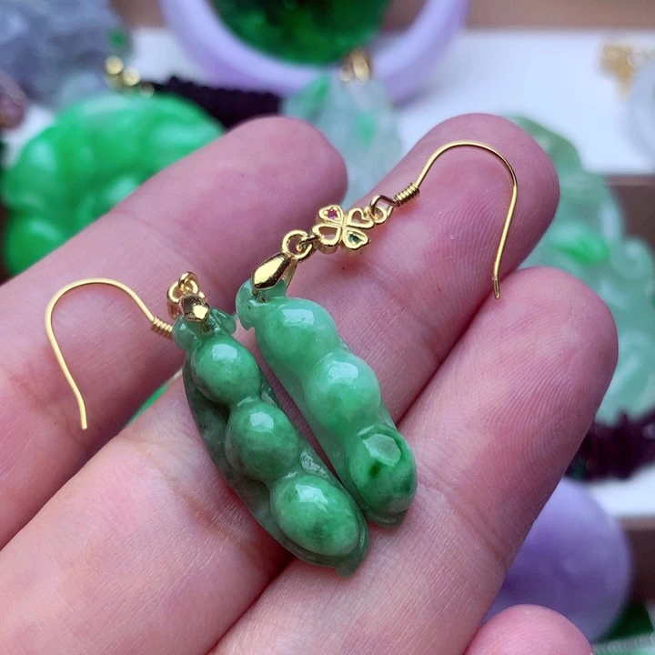 毛衣链未镶嵌翡翠