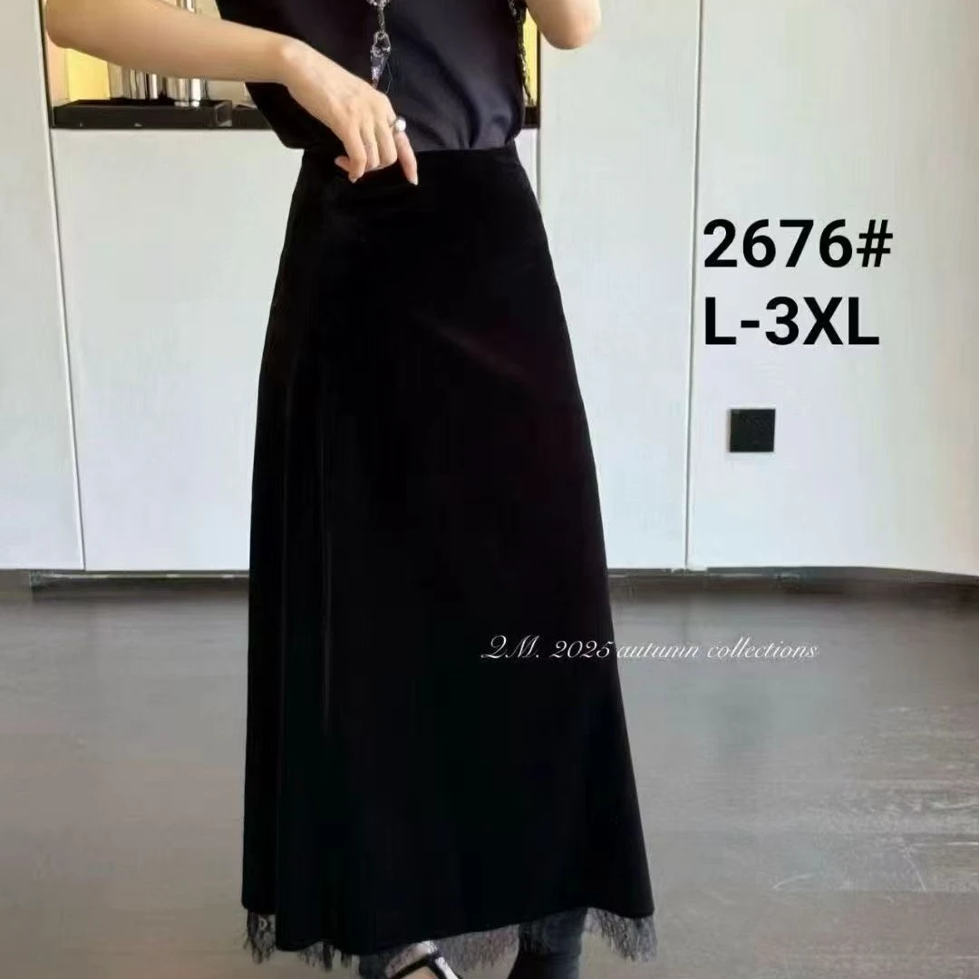 8-2676丝绒拼接蕾丝半身裙82长