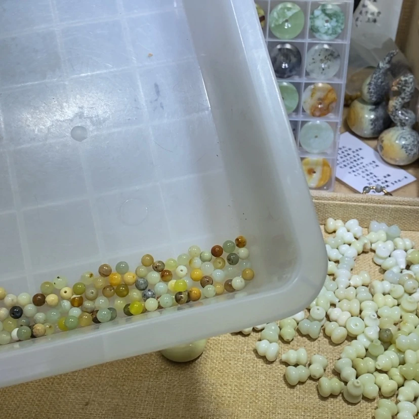 【闪购商品】蛇纹石玉颈饰未镶嵌14