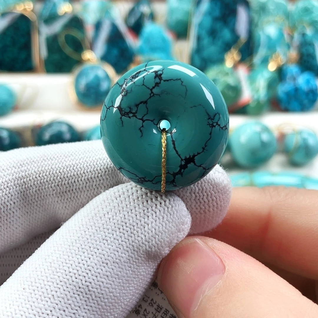 绿松石未镶嵌车挂