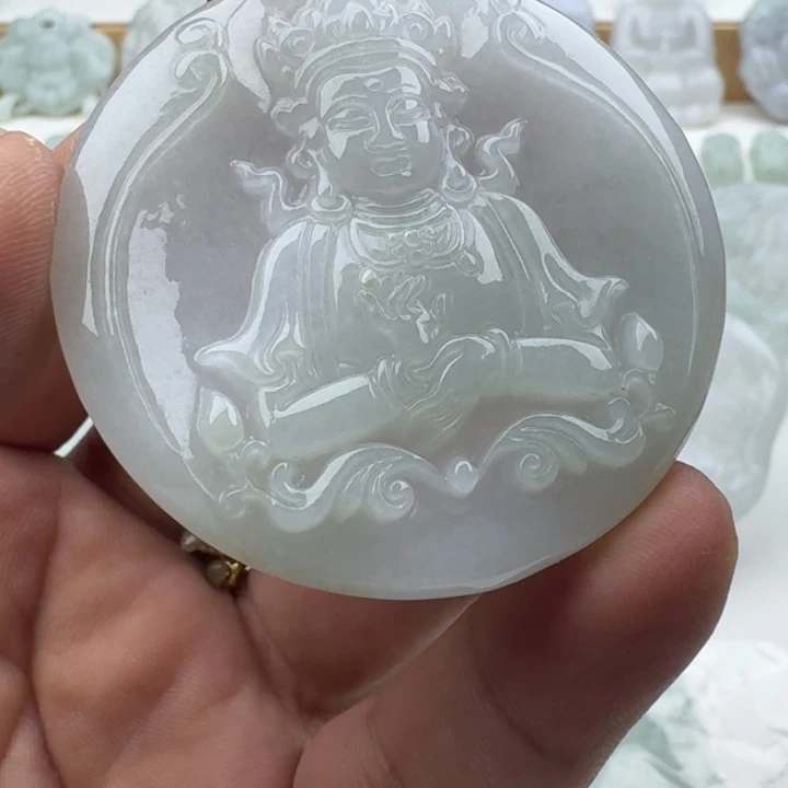 翡翠未镶嵌颈饰天然缅甸A货翡翠