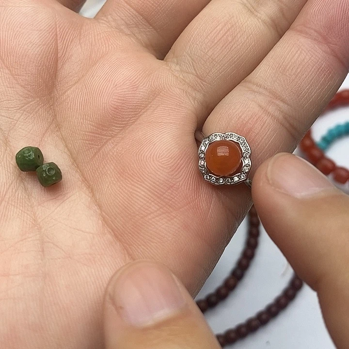 南红玛瑙未镶嵌珠宝奇石