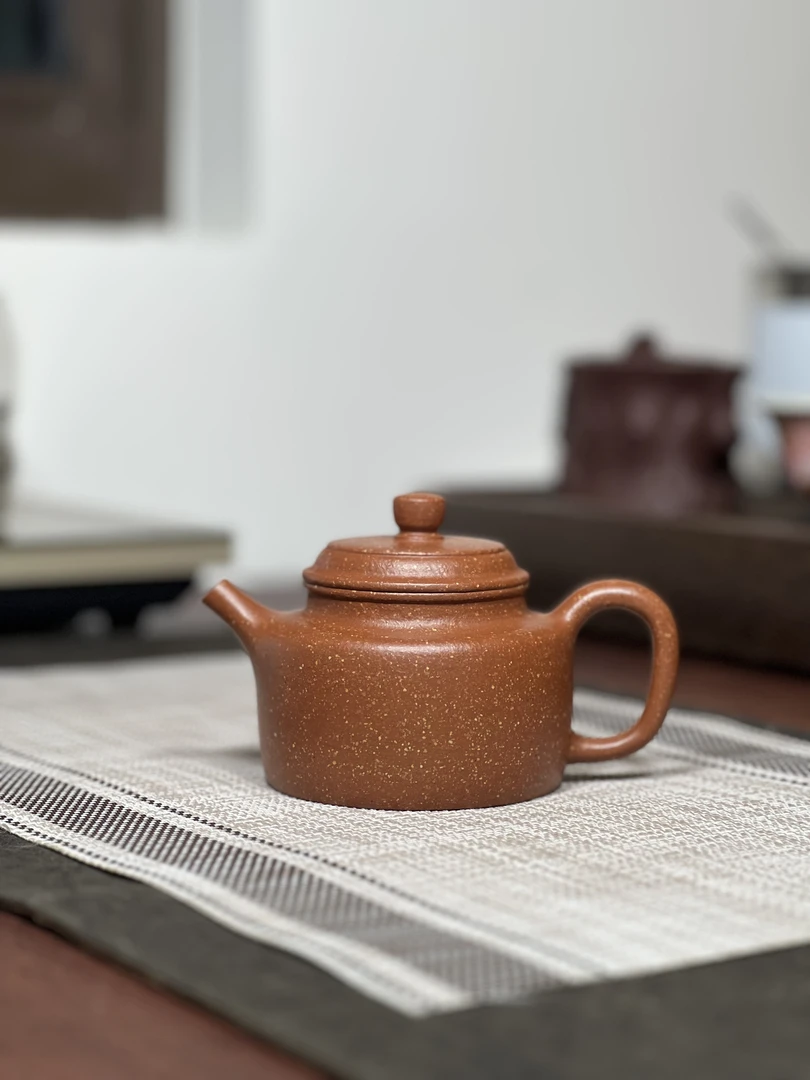 原矿16目粗砂红降坡泥德钟壶220毫升半手工（微瑕）宜兴紫砂壶231