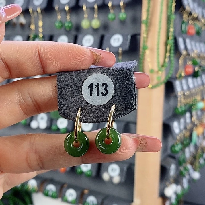 和田玉18K金镶嵌耳饰