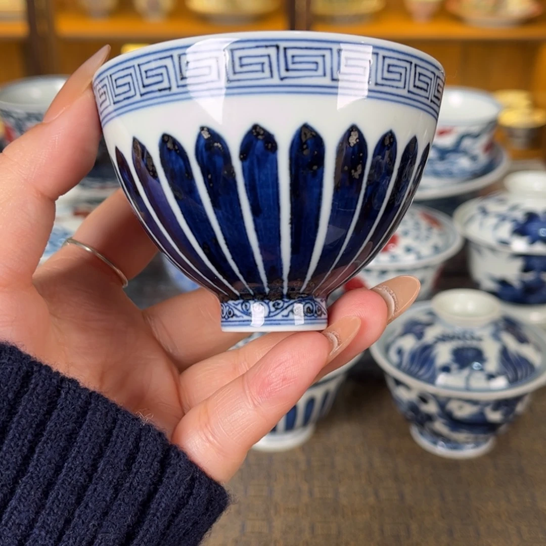 杯子。。。。。。。。。。。。。