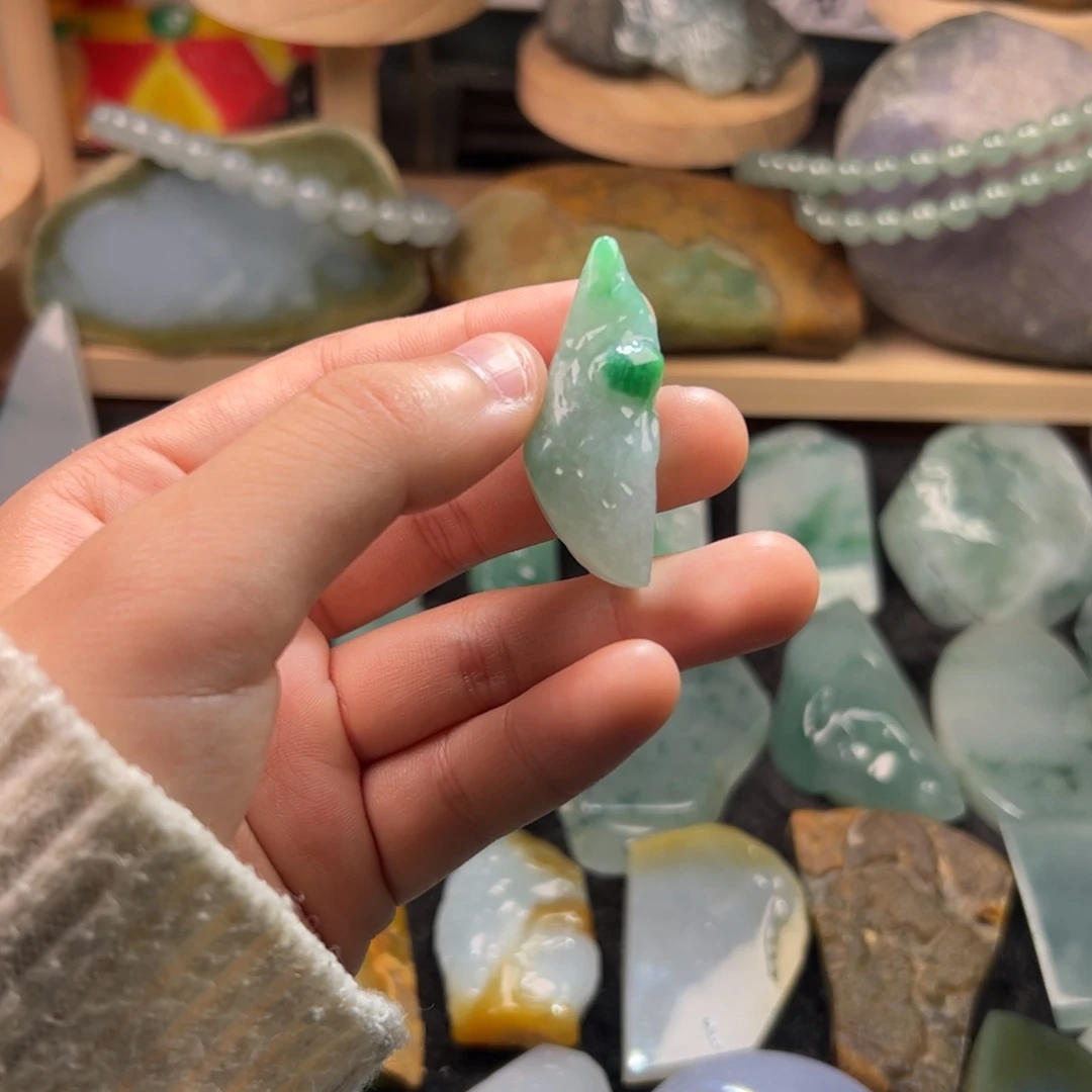 定制翡翠未镶嵌缅甸天然翡翠材料