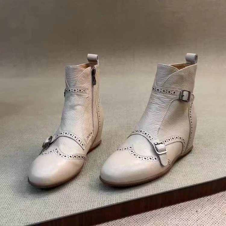 羊皮版~2025新款复古风圆头秋季布洛克刺绣内增高显瘦侧拉链短靴