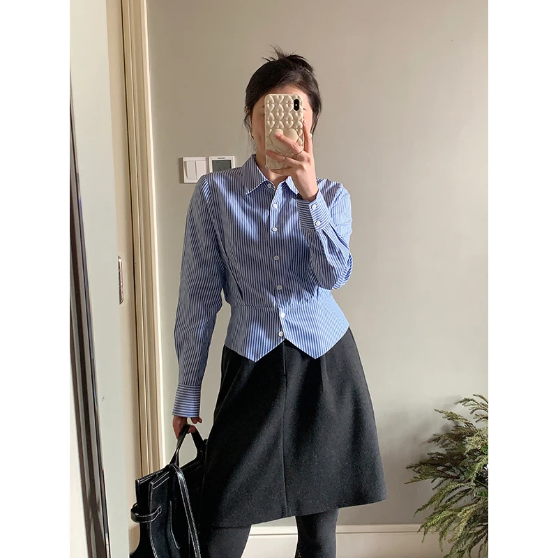花总吖【凯瑟琳】秋冬新款气质正肩收腰条纹衬衫R425C17582