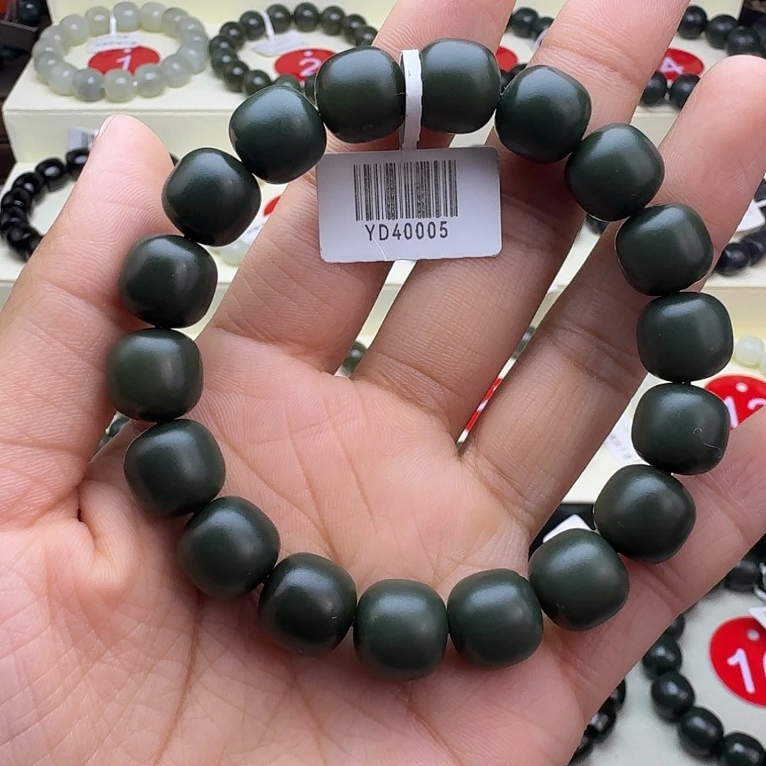 和田玉未镶嵌手串