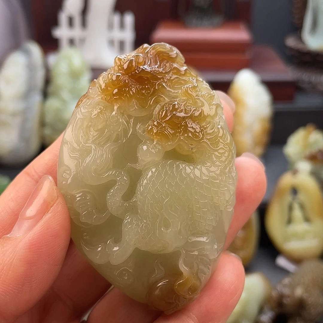 和田玉颈饰未镶嵌