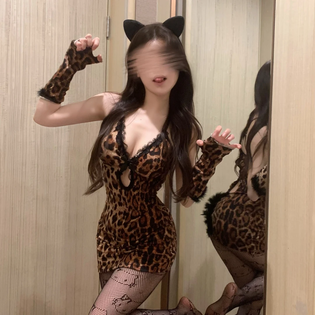 蕾丝显瘦制服套装包臀裙子性感豹纹夜店风吊带连衣裙收腰御姐气质