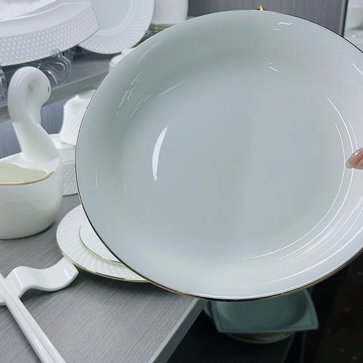 景德镇陶瓷学院教授等